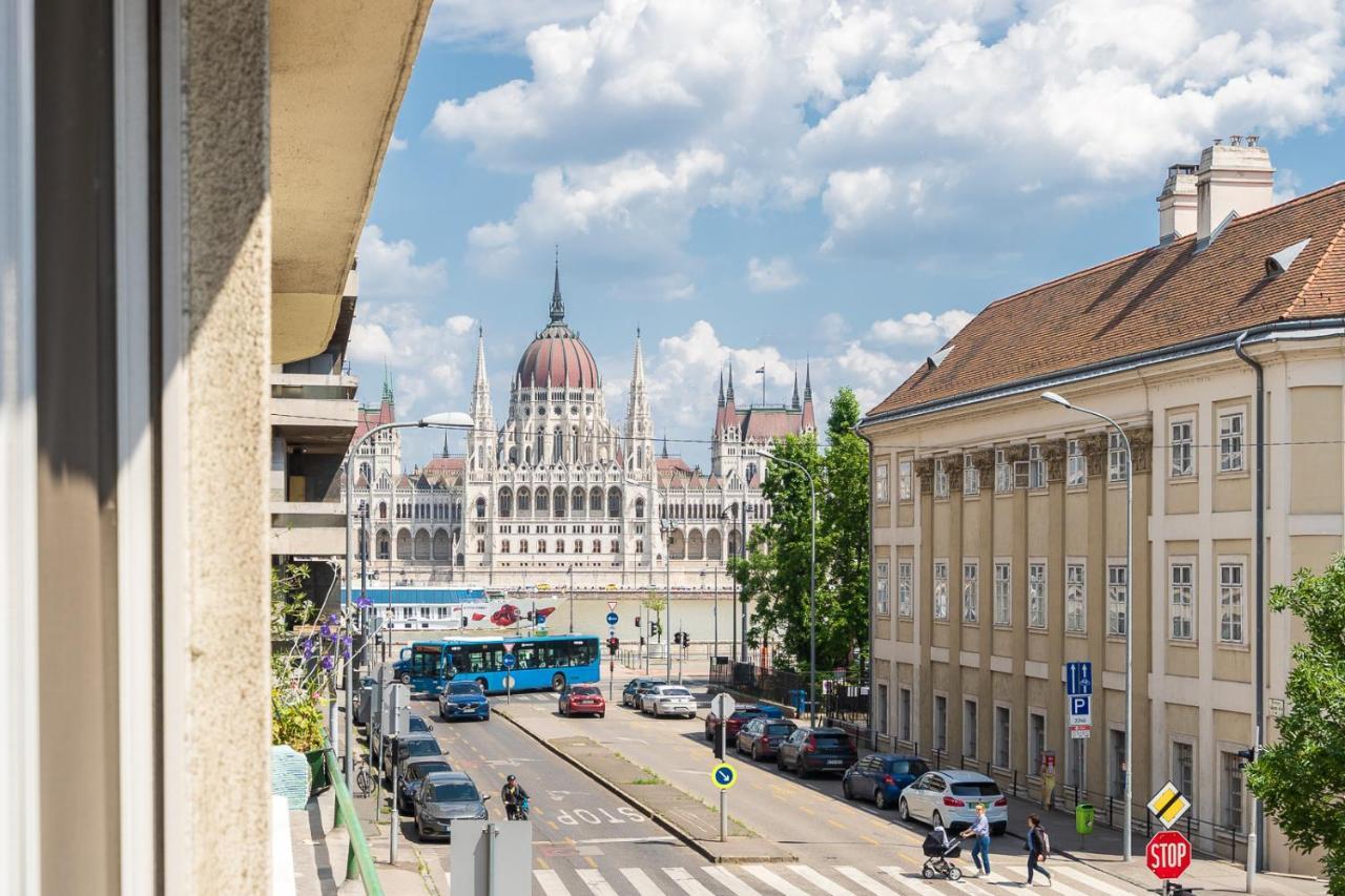 Bright Studio With Parliament View, Free Parking Budapest Esterno foto